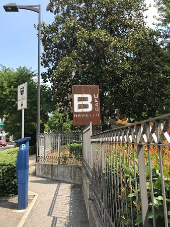 Baviello Cafe