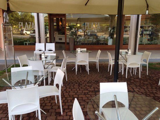 Plaza caffe