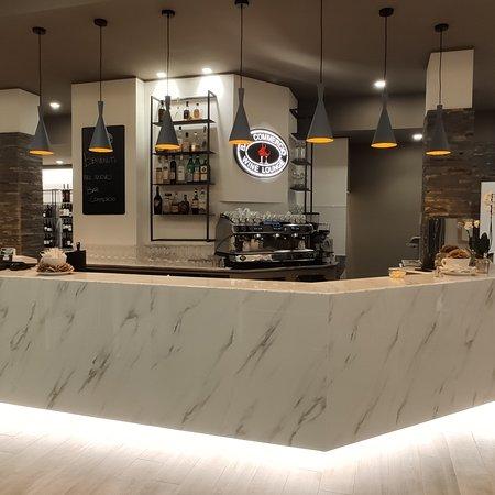 Bar Commercio Wine Lounge