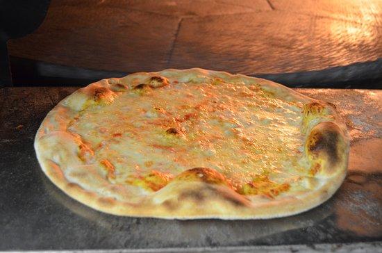Happy Pizza