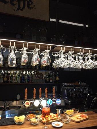Shatar Pub