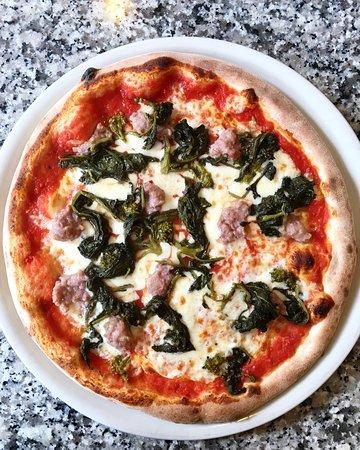 Cariva Pizzeria
