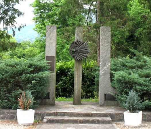 Monumento Ai Caduti