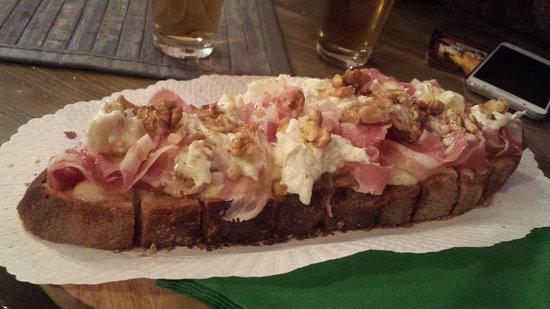 Stuzzicheria Bruschetteria Wine Bar