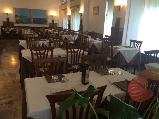 Ristorante La Magnolia Di Antonia Macrì