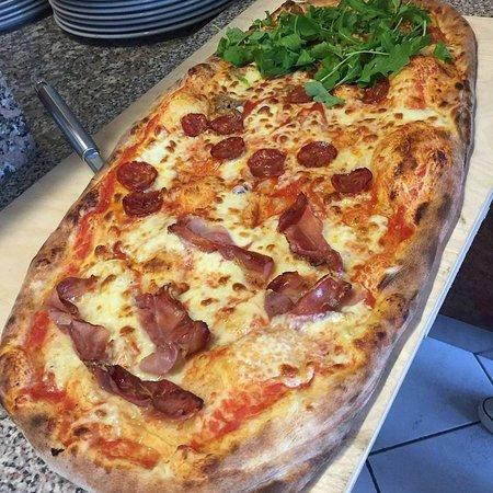 1/2Metro Pizzeria & Ristorante