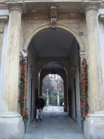 Palazzo Bovara