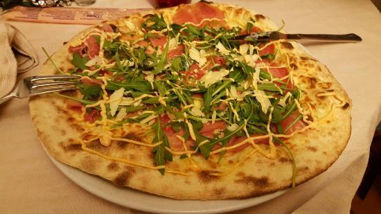 Hotel Argegno Ristorante Pizzeria La Corte