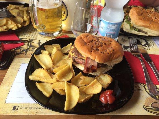 Old Roger Pub