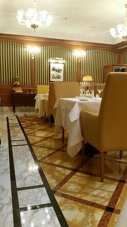 Hotel Manzoni Restaurant