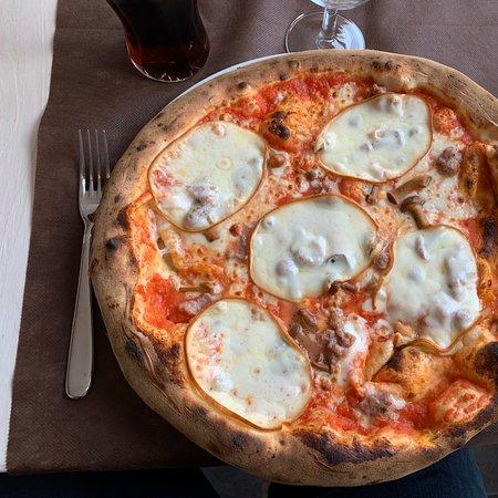 Pizzeria Pomodoro Rosso