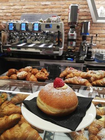 Gravity Lounge & Food