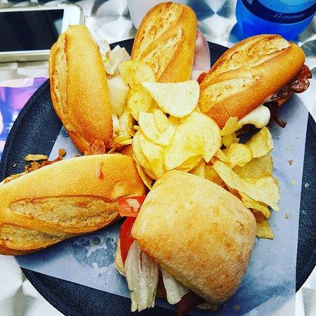 100 Montaditos