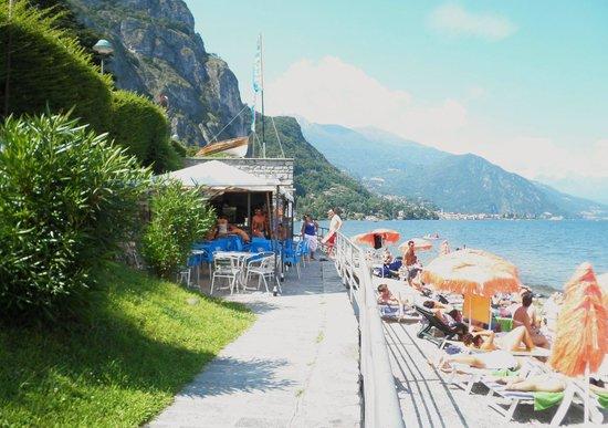 Al Puunt-Snack Beach Bar