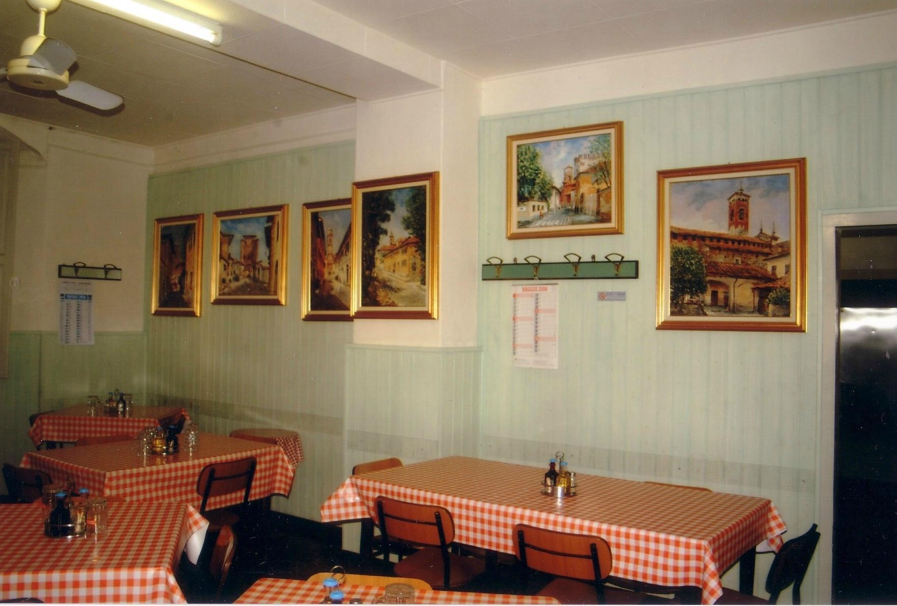 Papagayo Cafe