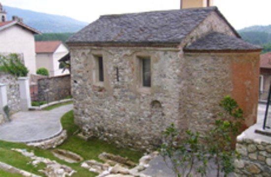 Chiesa di Sant'Agostino e Necropoli di Caravate