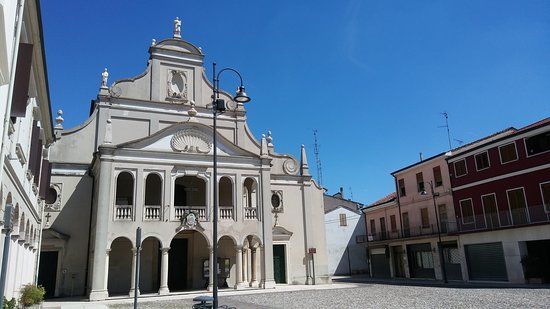 Piazza Libertà