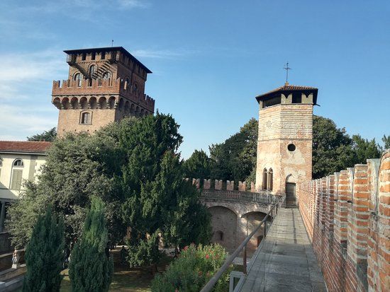 Castello Albani