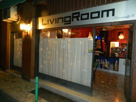 Living Room Bar