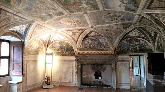 Palazzo Besta