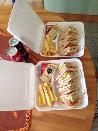 HOME Music Cafe'
