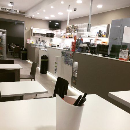 Central Bar